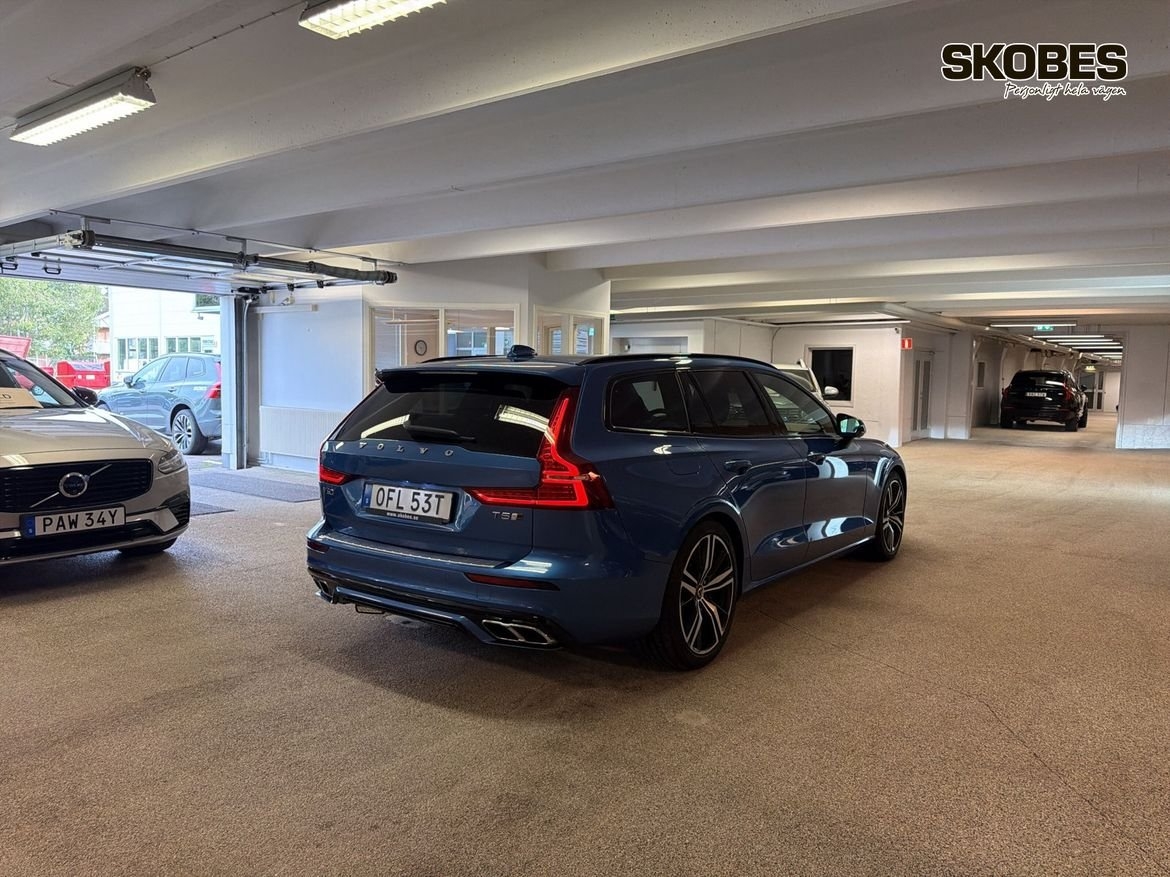 Volvo V60 T5 AWD R-Design 2020, bild 6/10