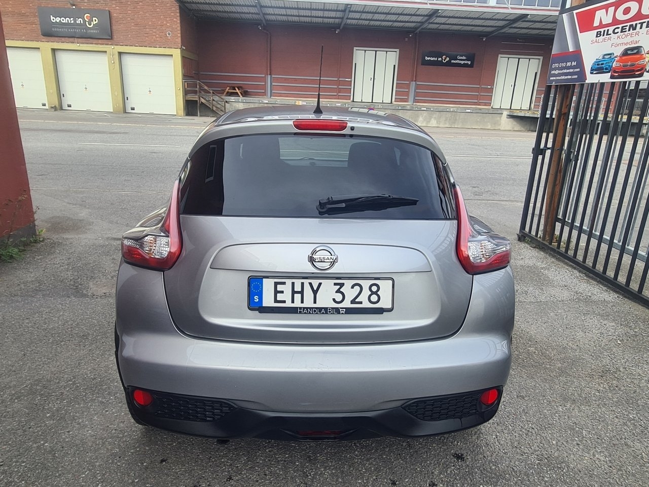 Nissan Juke 1.6 XTRONIC 2015, photo 6/10