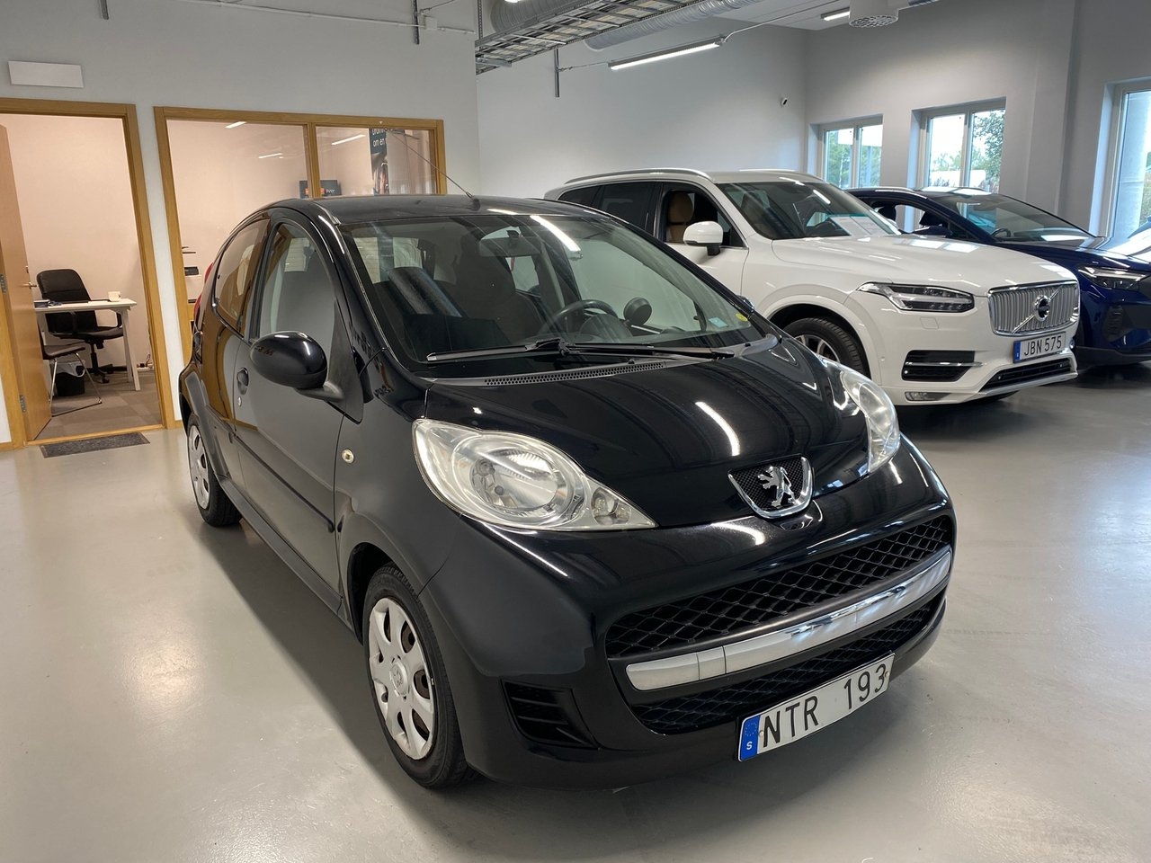 Peugeot 107 2011, kuva 3/10