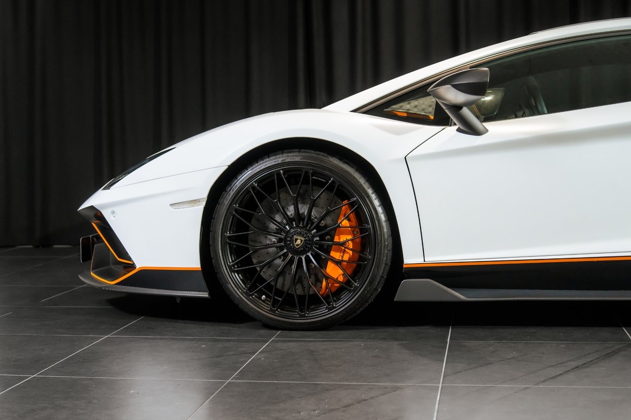 Lamborghini Aventador 2022, bild 6/10