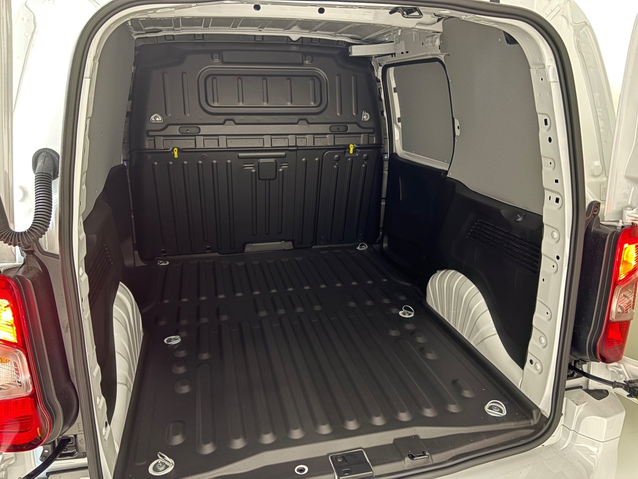 Peugeot e-Partner 2026, bild 5/10