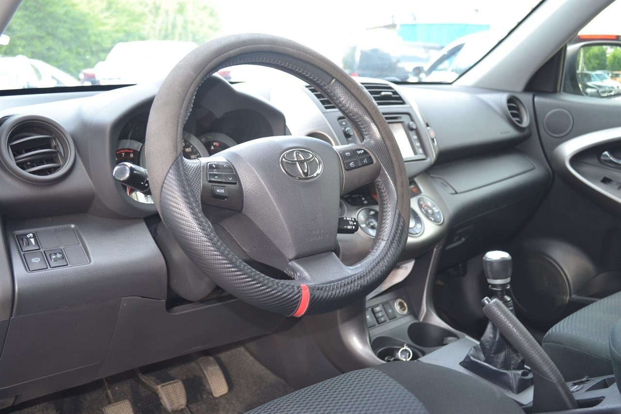 Toyota RAV4 2.0 VVT-i 4x4 158hk 2012, bild 6/10