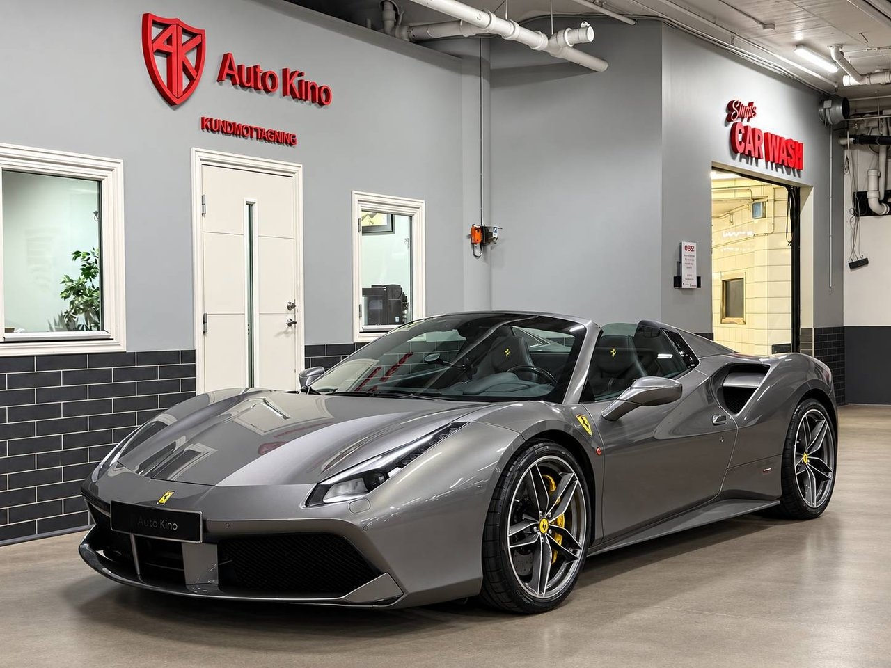 Ferrari 488