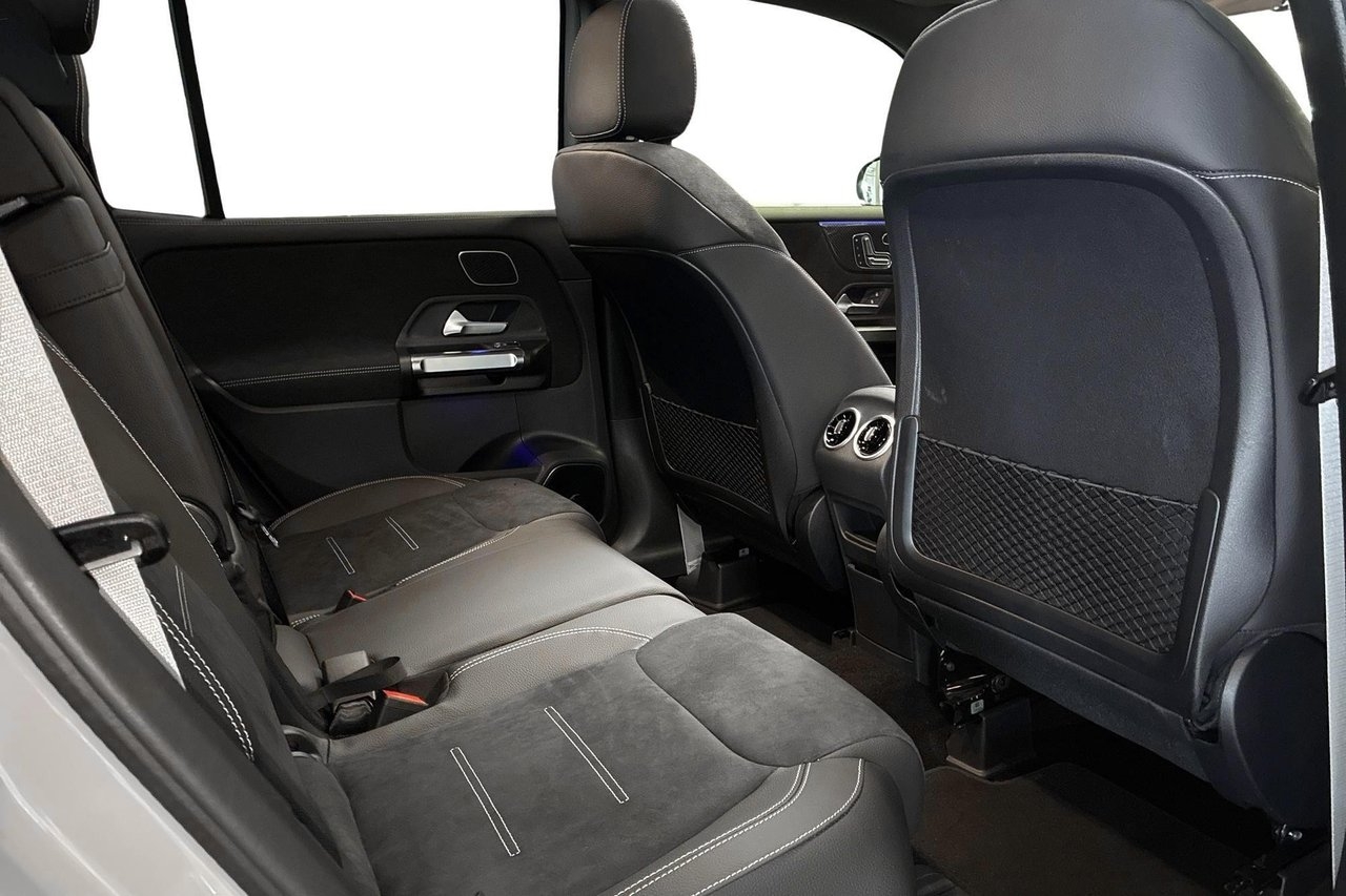 Mercedes-Benz GLB 220 d 4MATIC 2026, photo 5/10