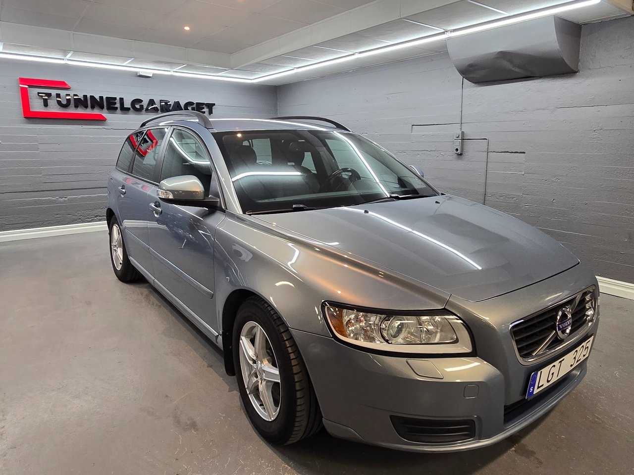 Volvo V50