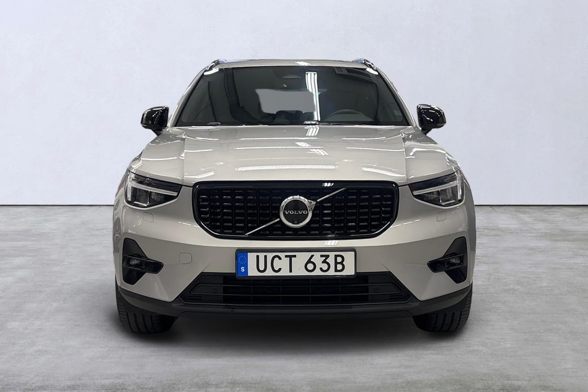 Volvo XC40 B3 FWD Bensin Plus Dark 2025, bild 7/10