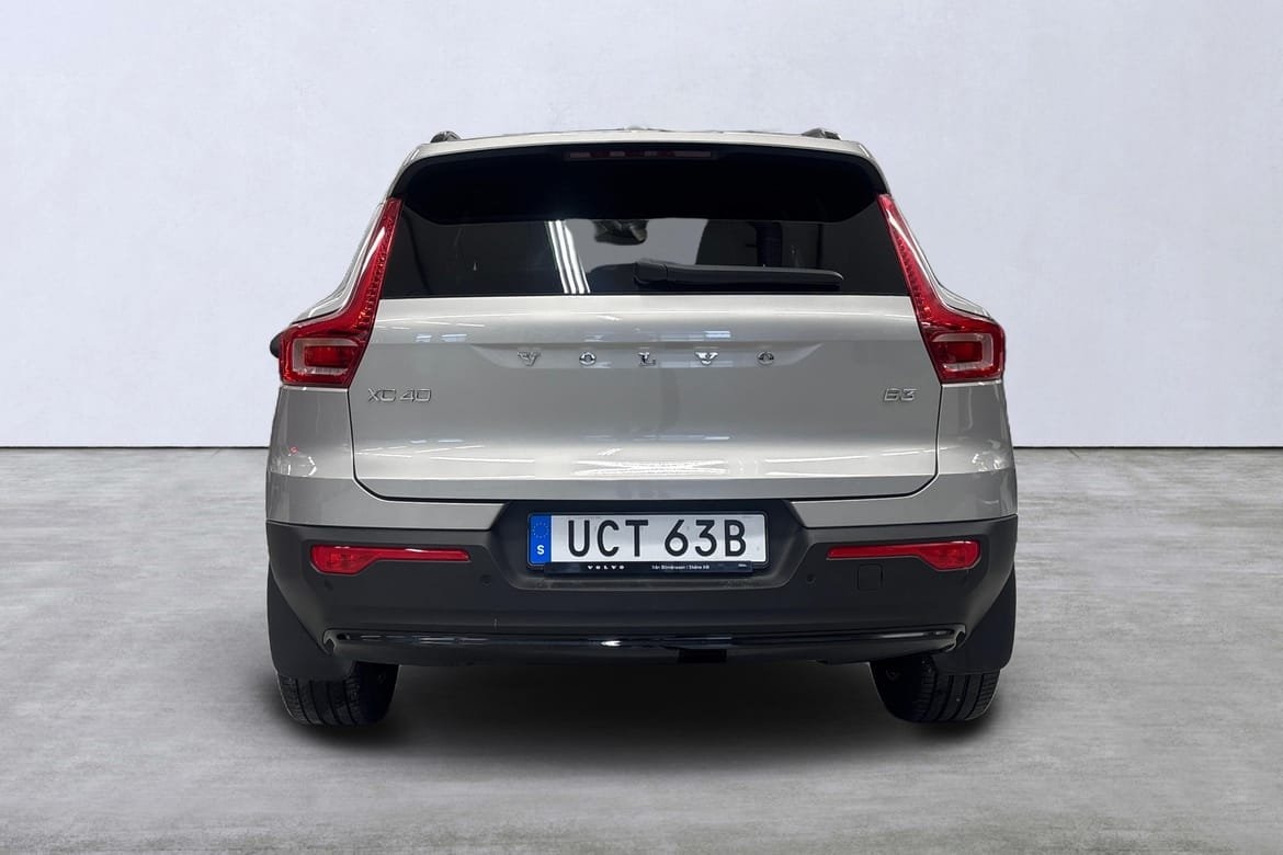 Volvo XC40 B3 FWD Bensin Plus Dark 2025, bild 5/10