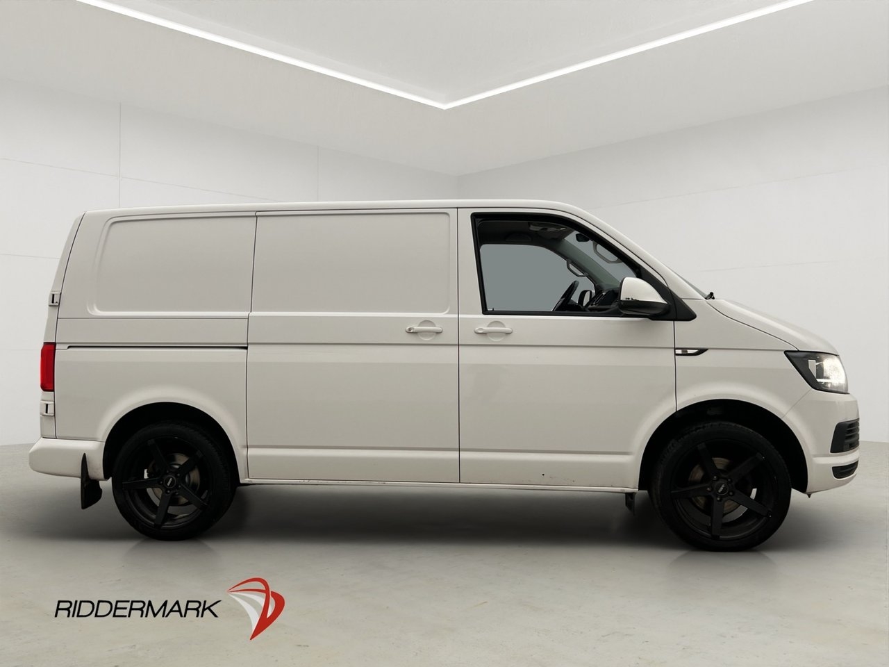 Volkswagen Transporter 2018, bild 2/10