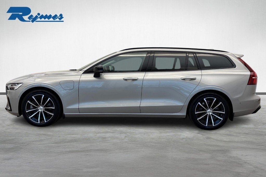 Volvo V60 T6 Plus Dark Nordic Edition 2025, bild 4/28