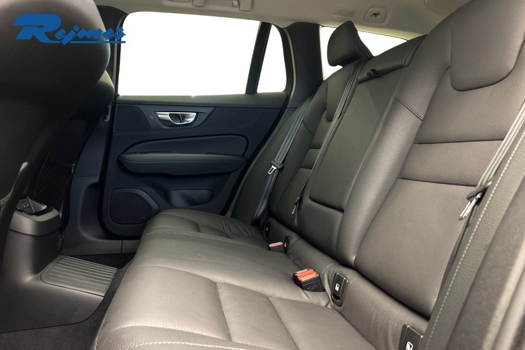 Volvo V60 T6 Plus Dark Nordic Edition 2025, bild 7/28