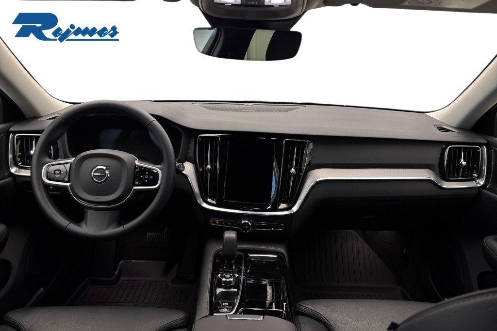 Volvo V60 T6 Plus Dark Nordic Edition 2025, bild 2/28