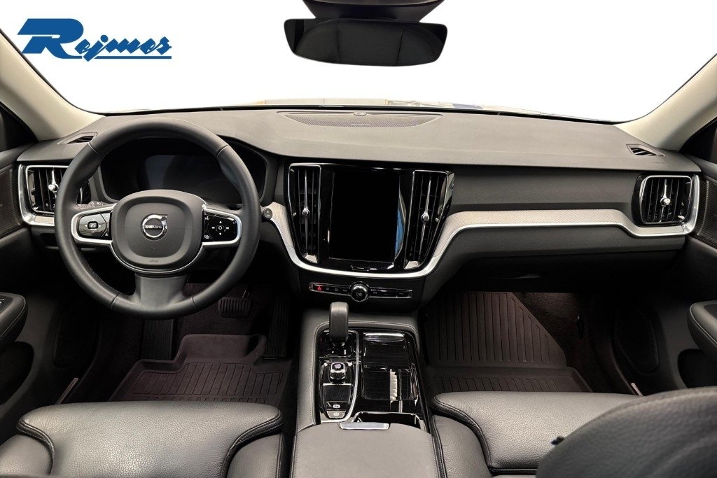 Volvo V60 T6 Plus Dark Nordic Edition 2025, bild 2/28