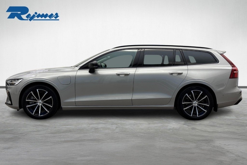 Volvo V60 T6 Plus Dark Nordic Edition 2025, bild 3/28