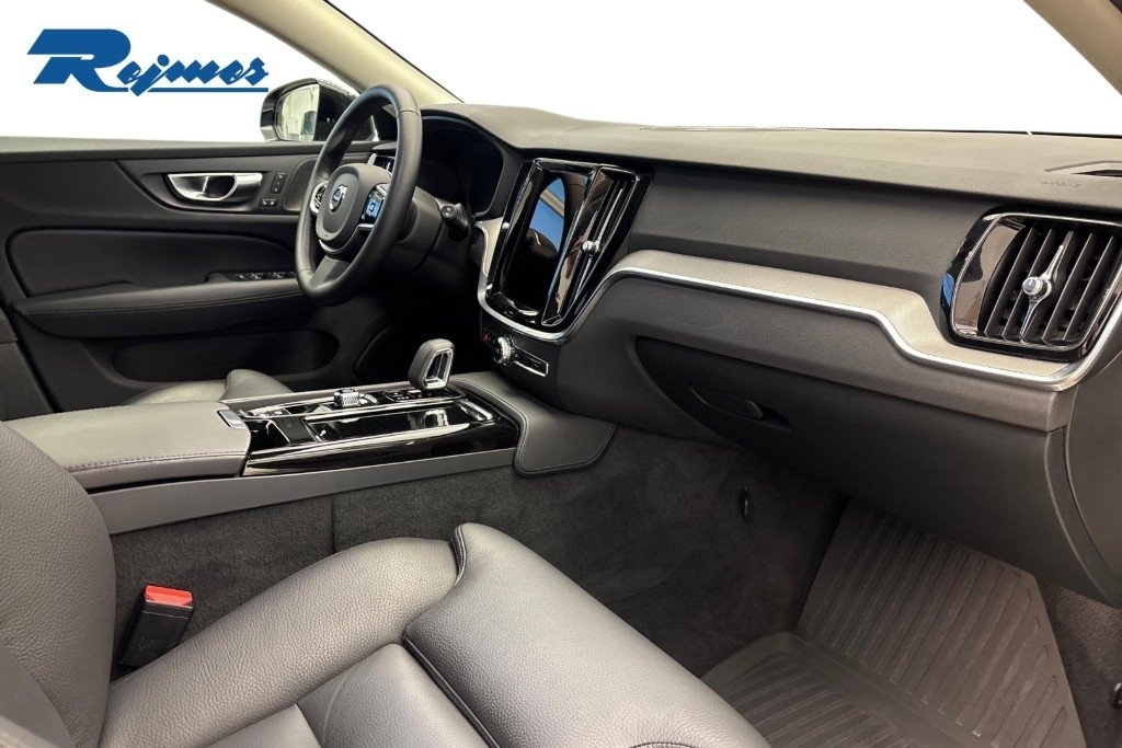 Volvo V60 T6 Plus Dark Nordic Edition 2025, bild 5/28