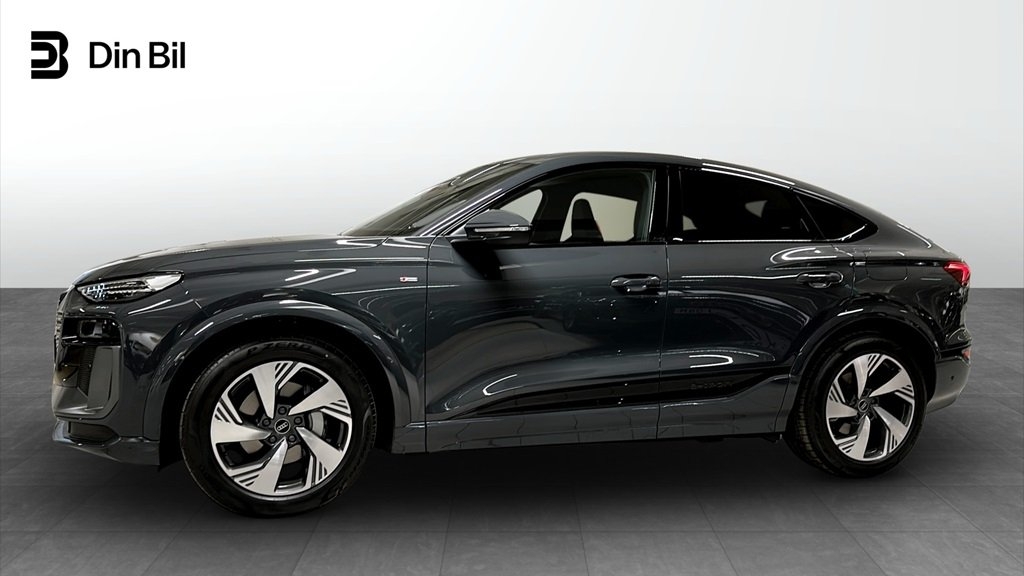 Audi Q6 e-tron 2025, photo 2/10