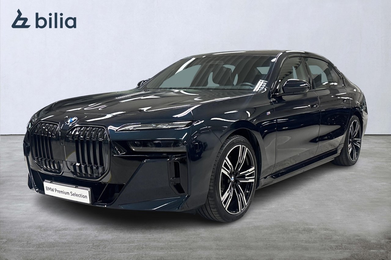 BMW i7