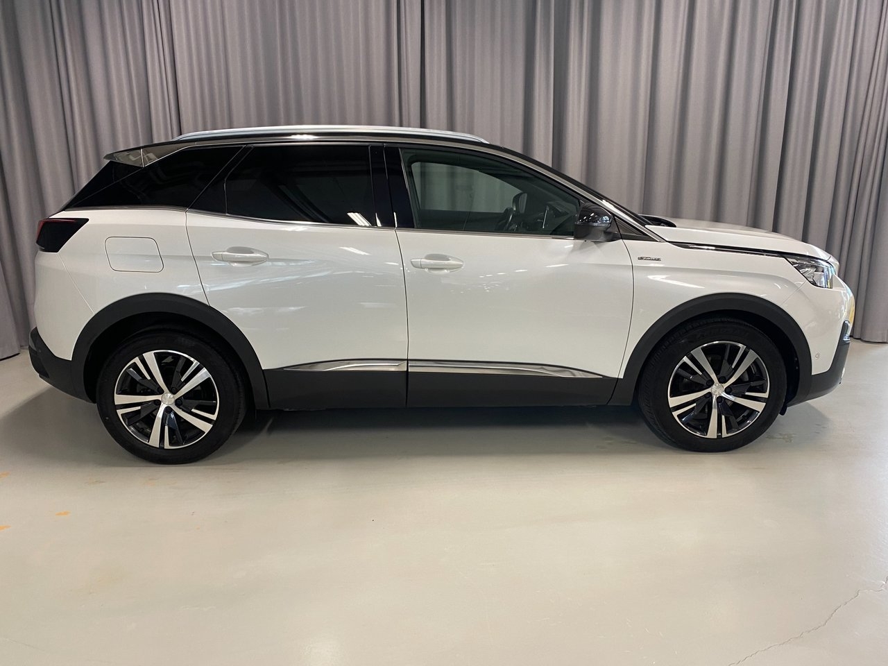 Peugeot 3008 GT-Line 180hk Automat 2019, bild 3/10