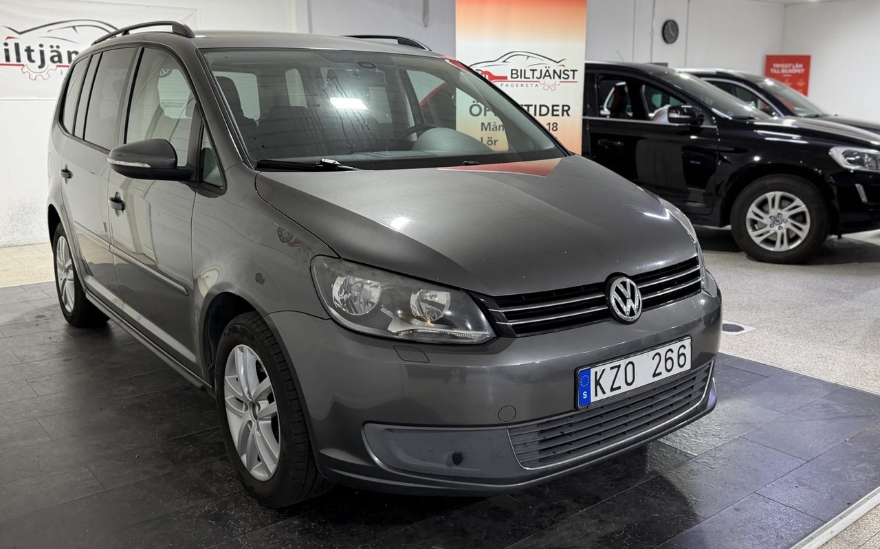 Volkswagen Touran 2011, bild 3/10