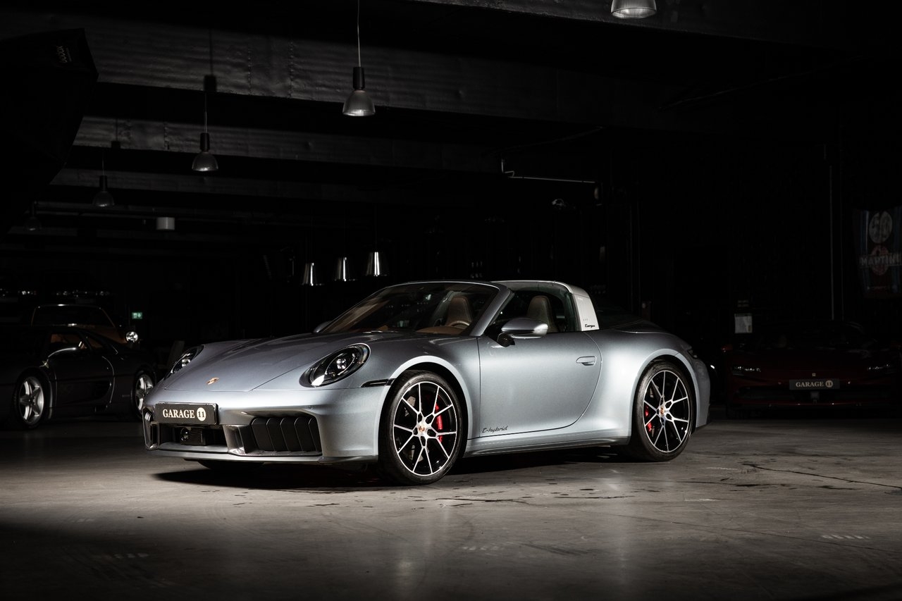 Porsche 992