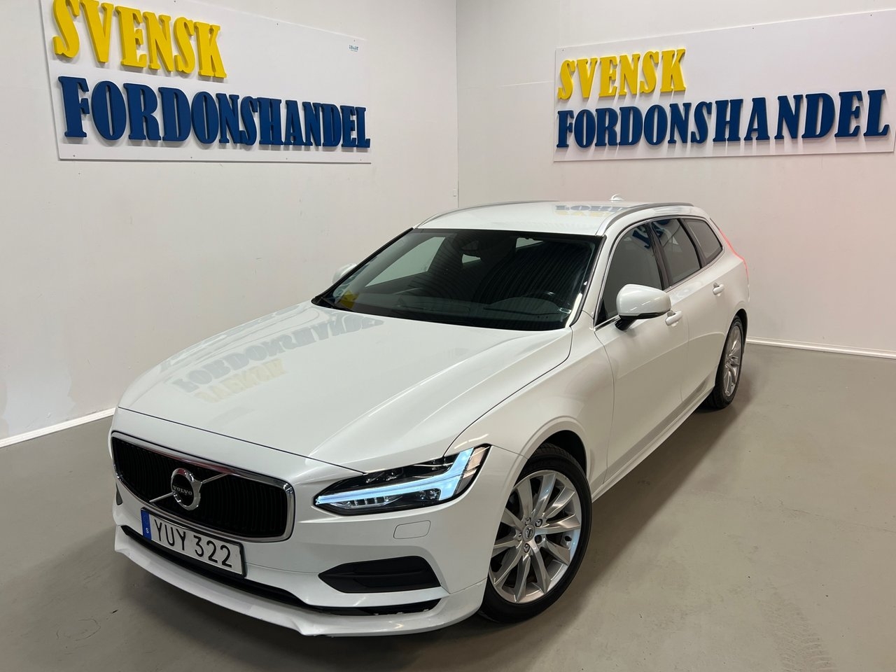 Volvo V90 2019, bild 2/29