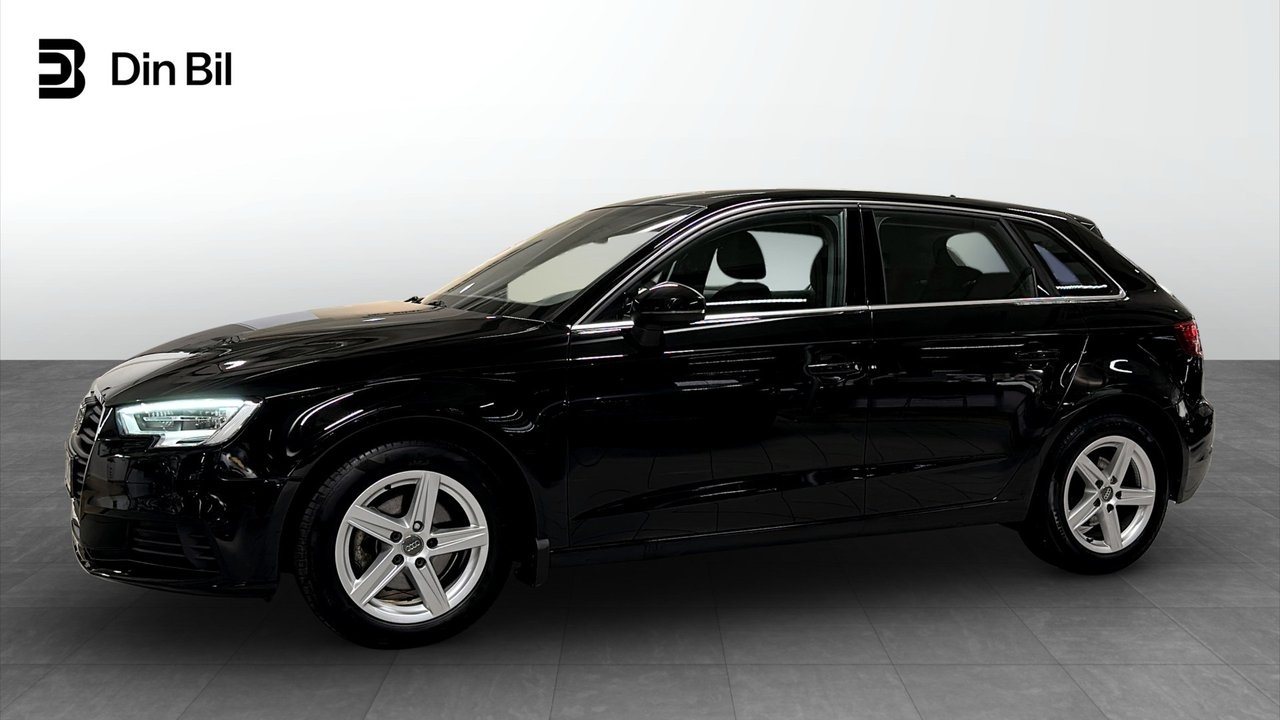 Audi A3 2019, bild 2/10