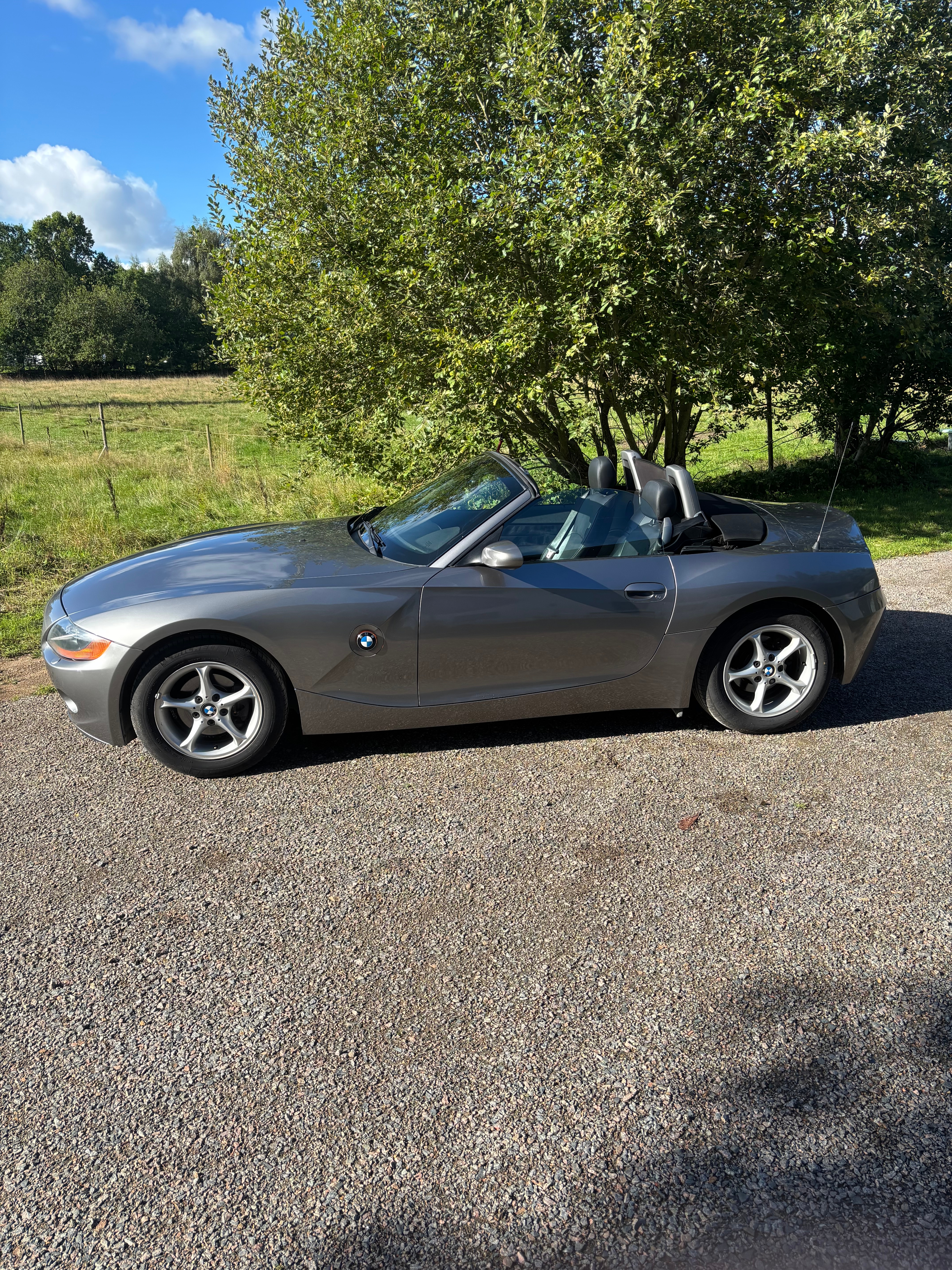 BMW Z4 2.5i Manuell 2004, bild 2/10