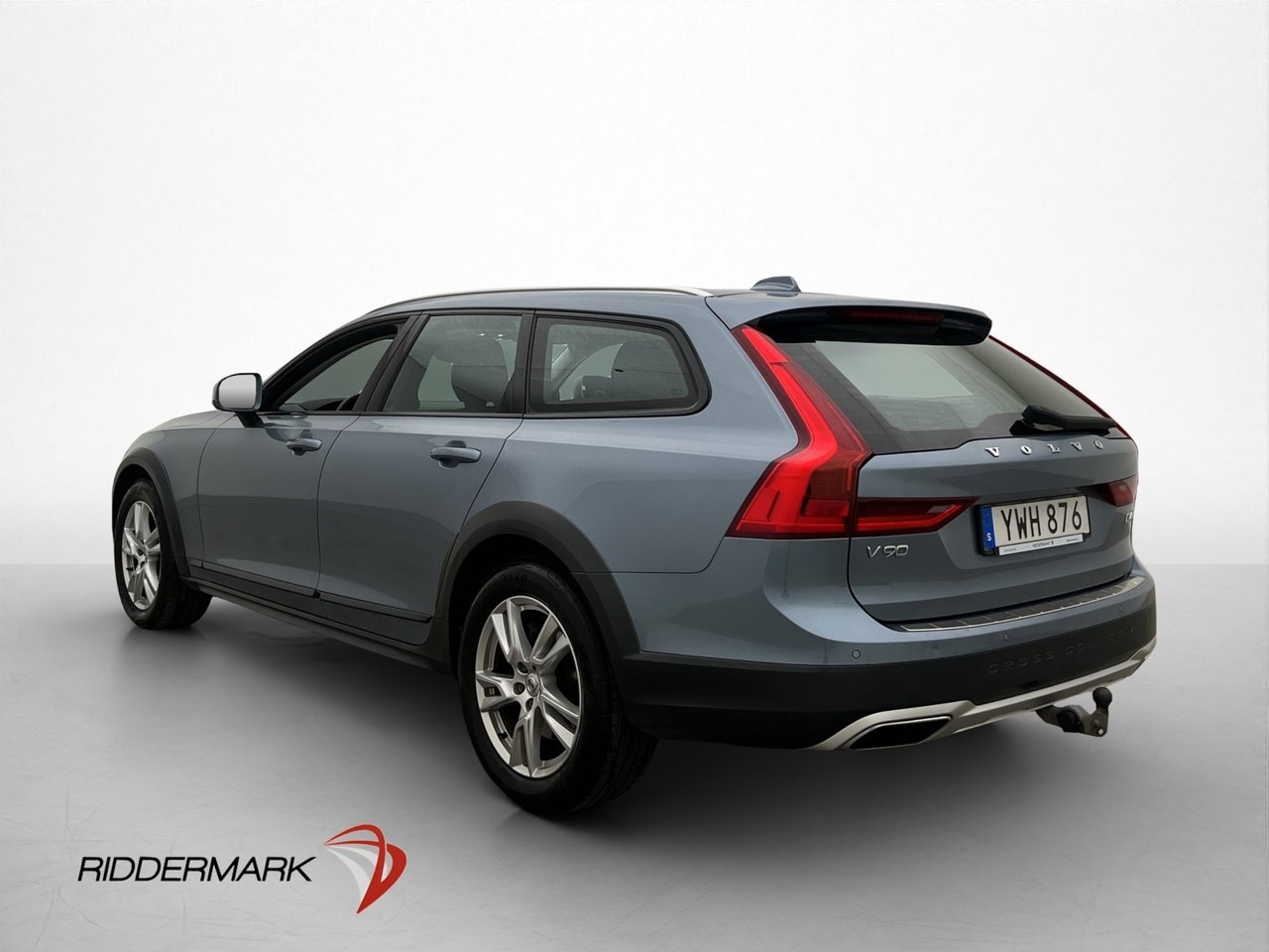 Volvo V90 Cross Country D4 AWD Plus 2019, kuva 6/38