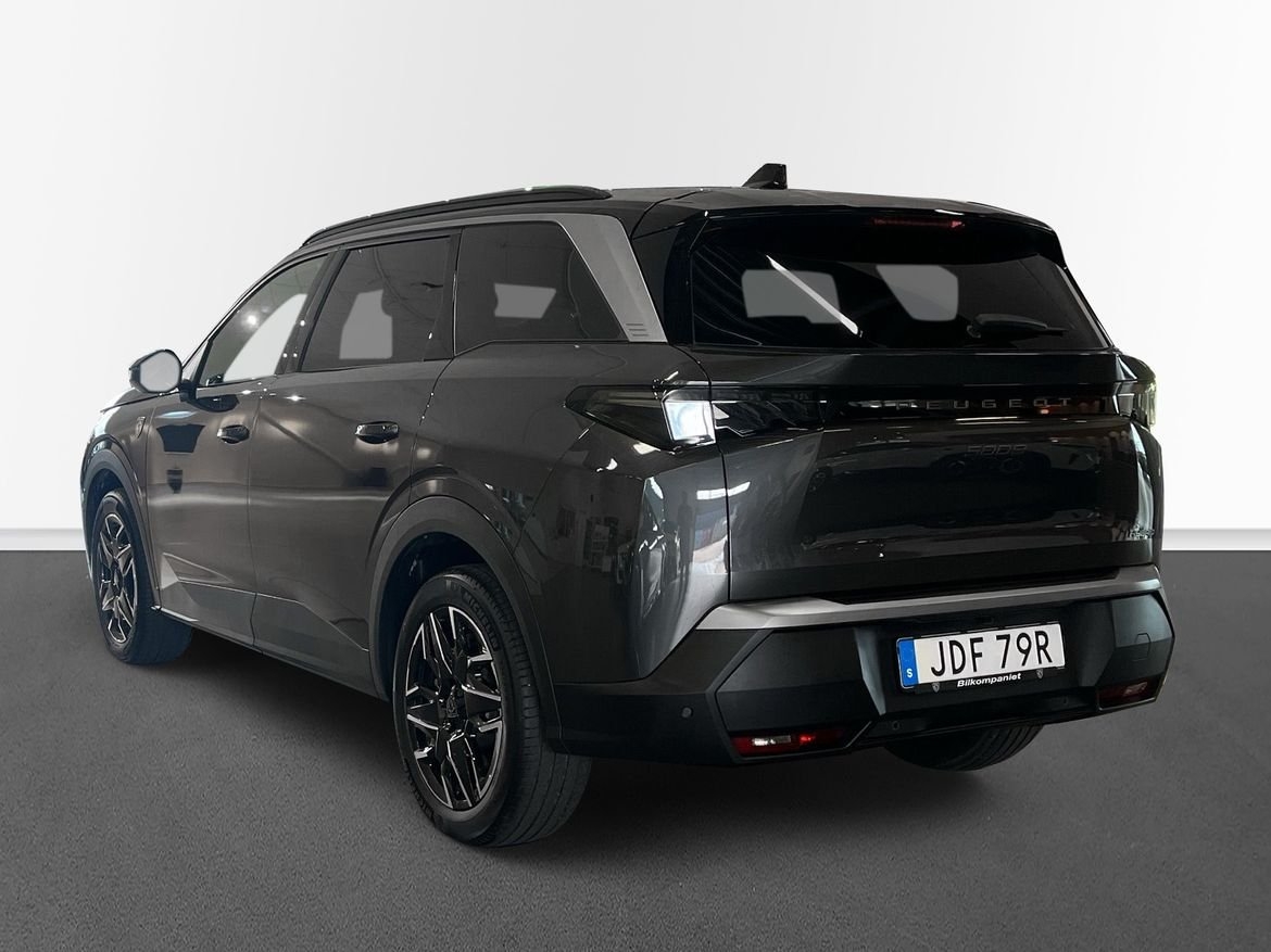 Peugeot 5008 GT Hybrid 145 A 5-d SUV 2025, bild 2/10