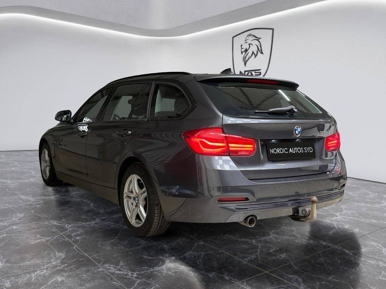BMW 318 d Touring / Sport line 2018, bild 3/10