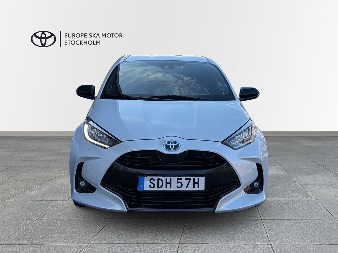 Toyota Yaris 1,5 HYBRID STYLE V-HJUL 2022, bild 5/14
