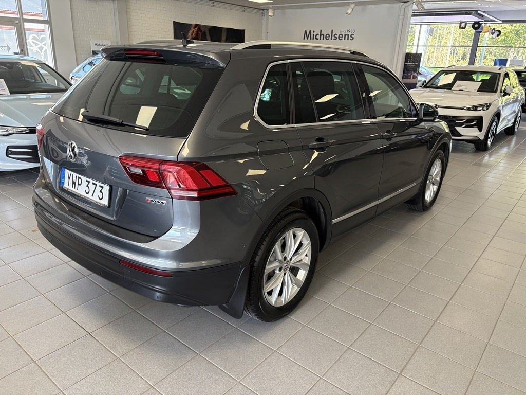Volkswagen Tiguan 2019, bild 5/17