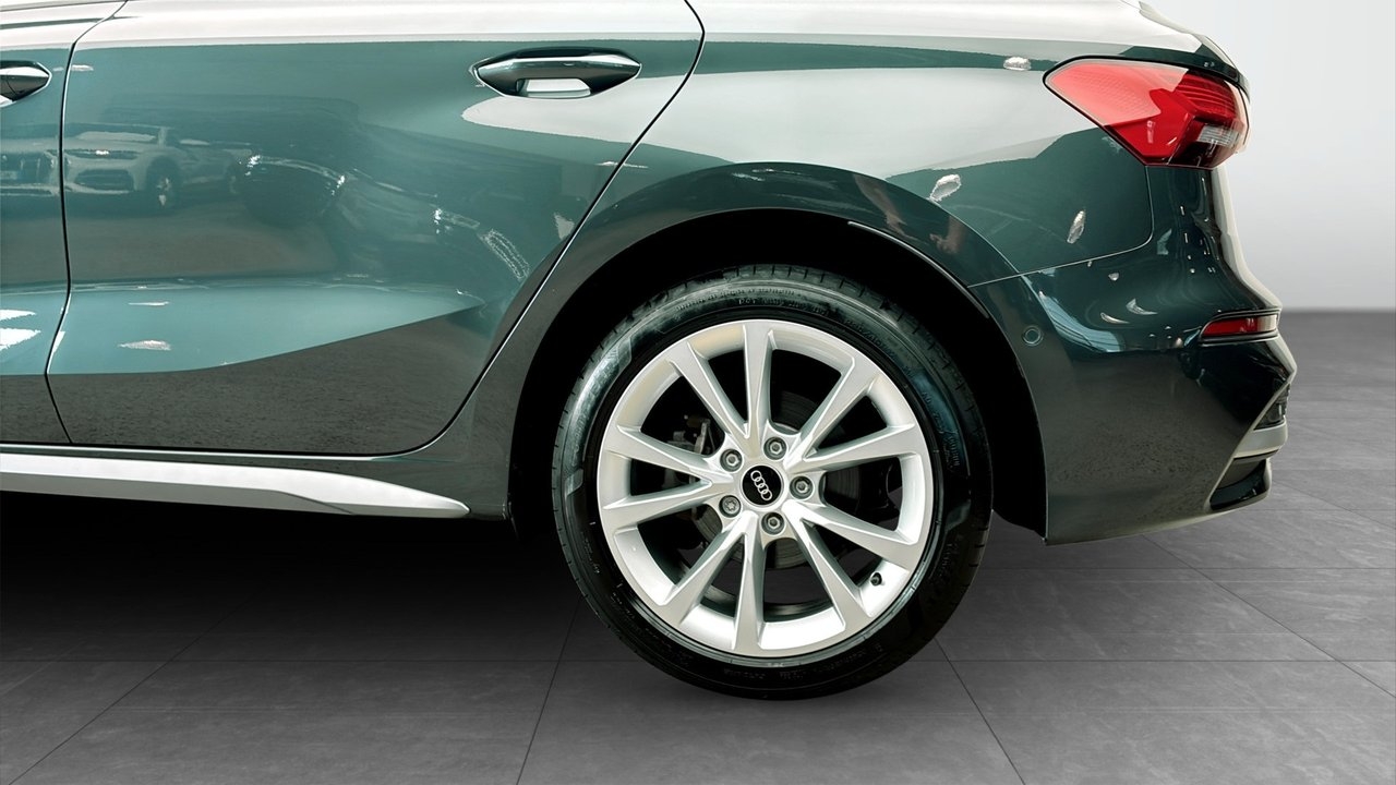 Audi A3 2025, photo 6/10