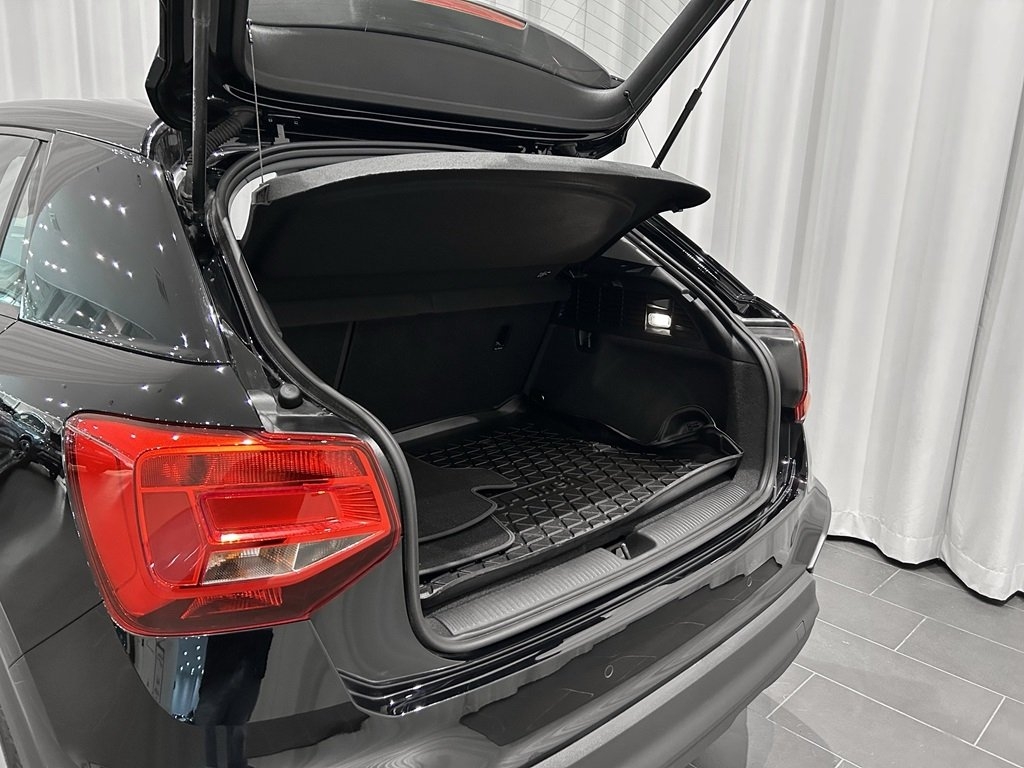 Audi Q2 30 TFSI 110hk 2023, bild 4/10