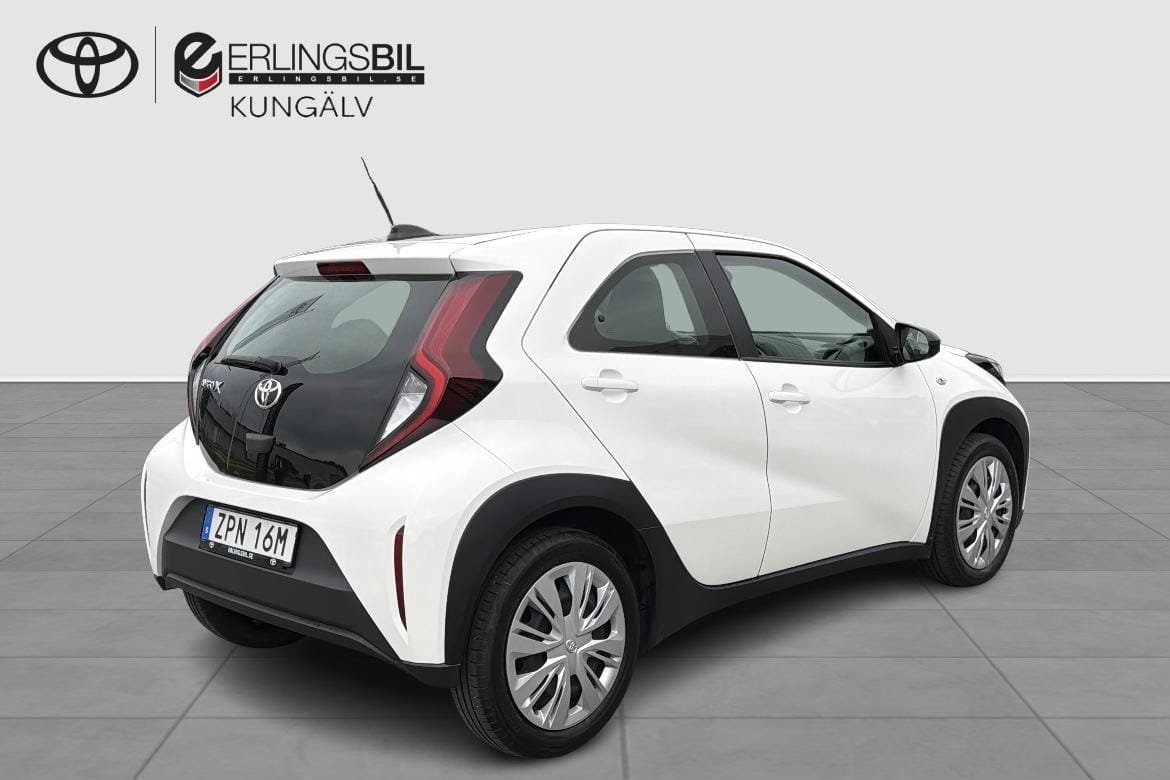 Toyota Aygo X 1.0 VVT-CVT Play 2022, bild 6/16
