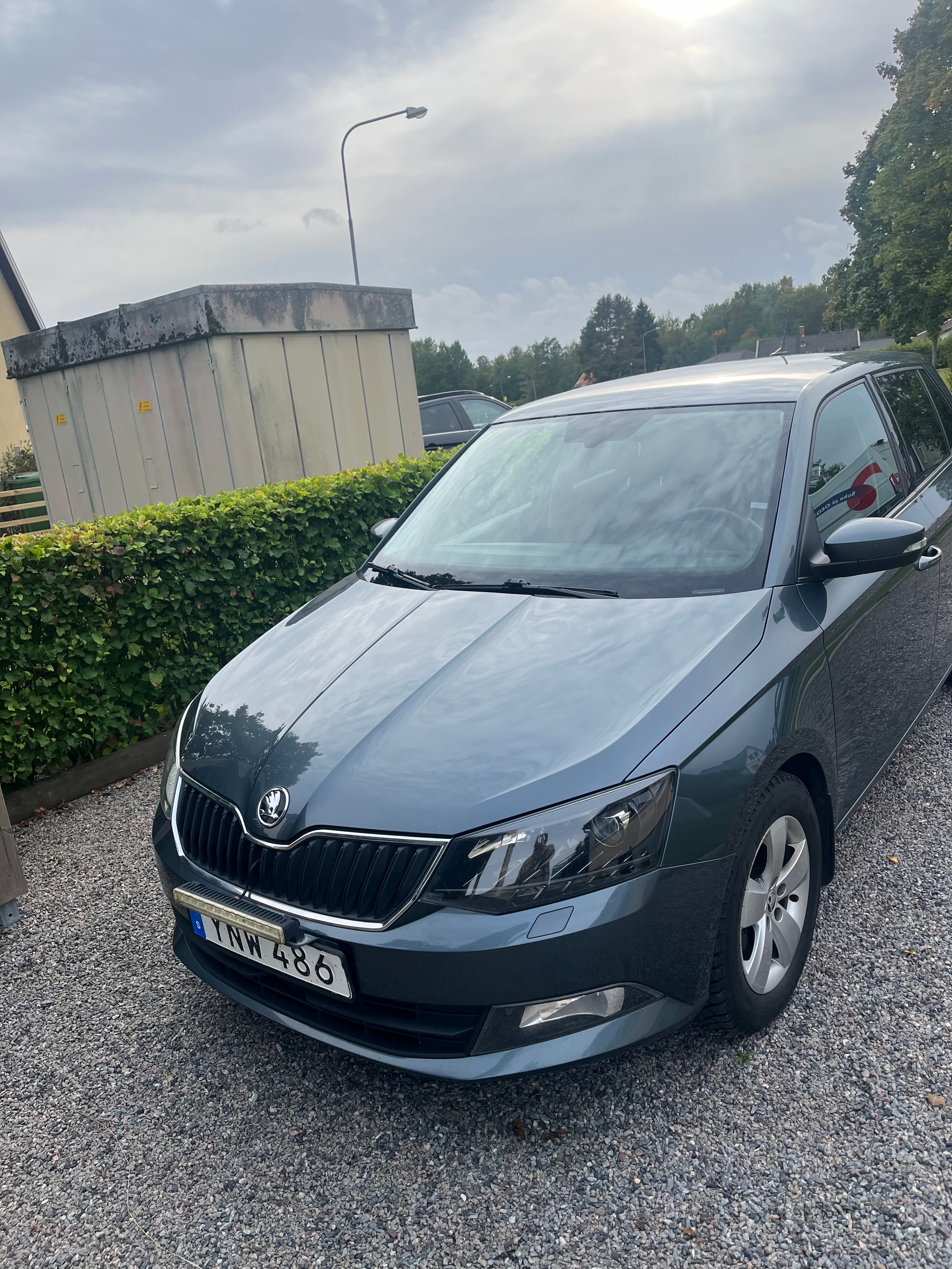 Skoda Fabia 1.0 TSI Manuell 2018, bild 2/3
