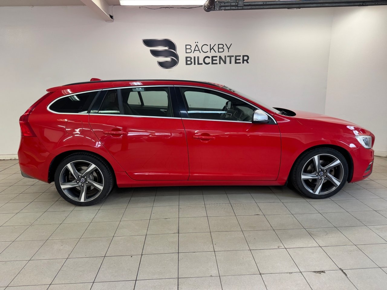 Volvo V60 D4 R-Design Euro 6 2014, bild 6/10
