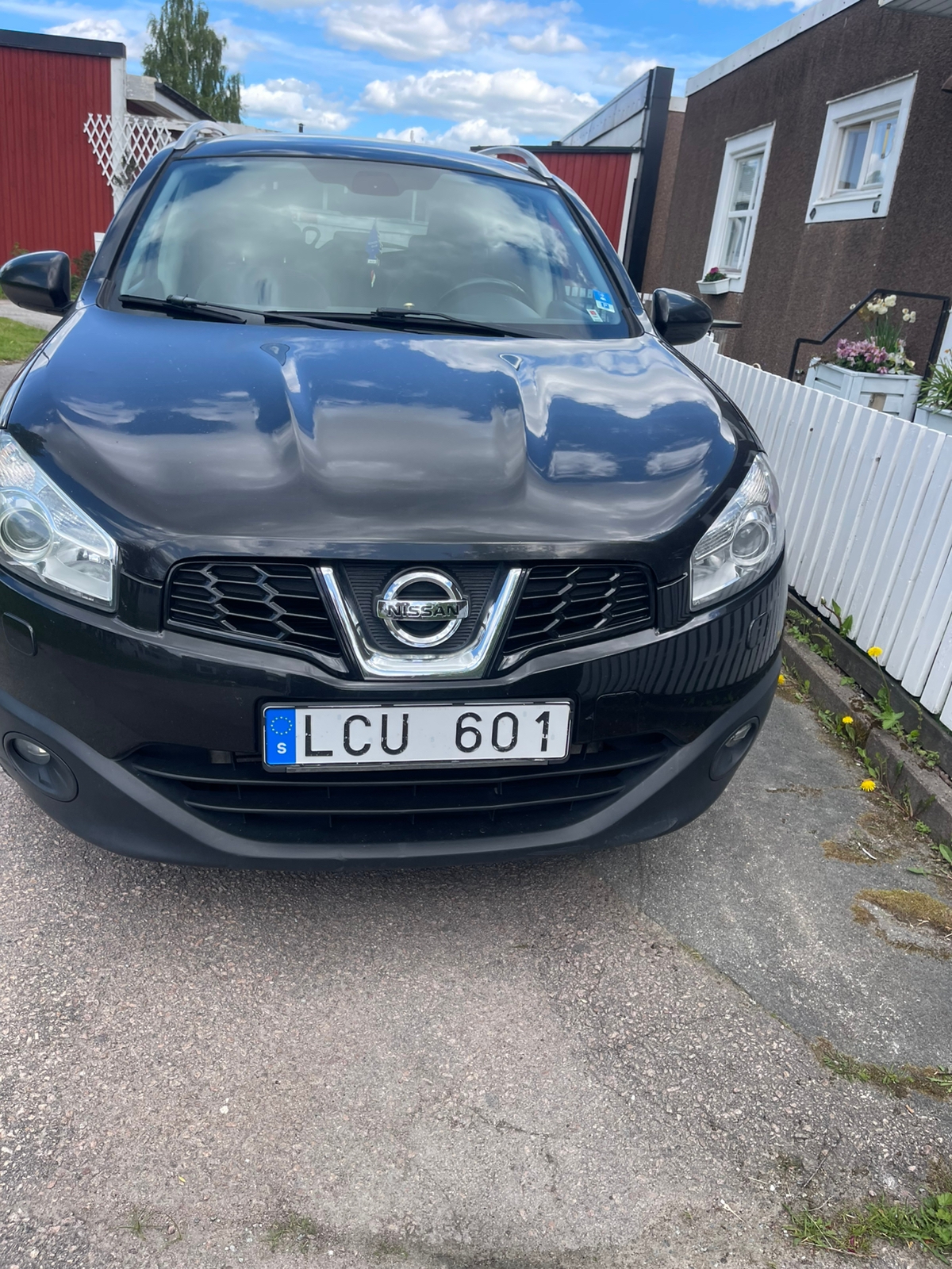 Nissan Qashqai+2 2.0 dCi Manuell 2011, bild 2/6
