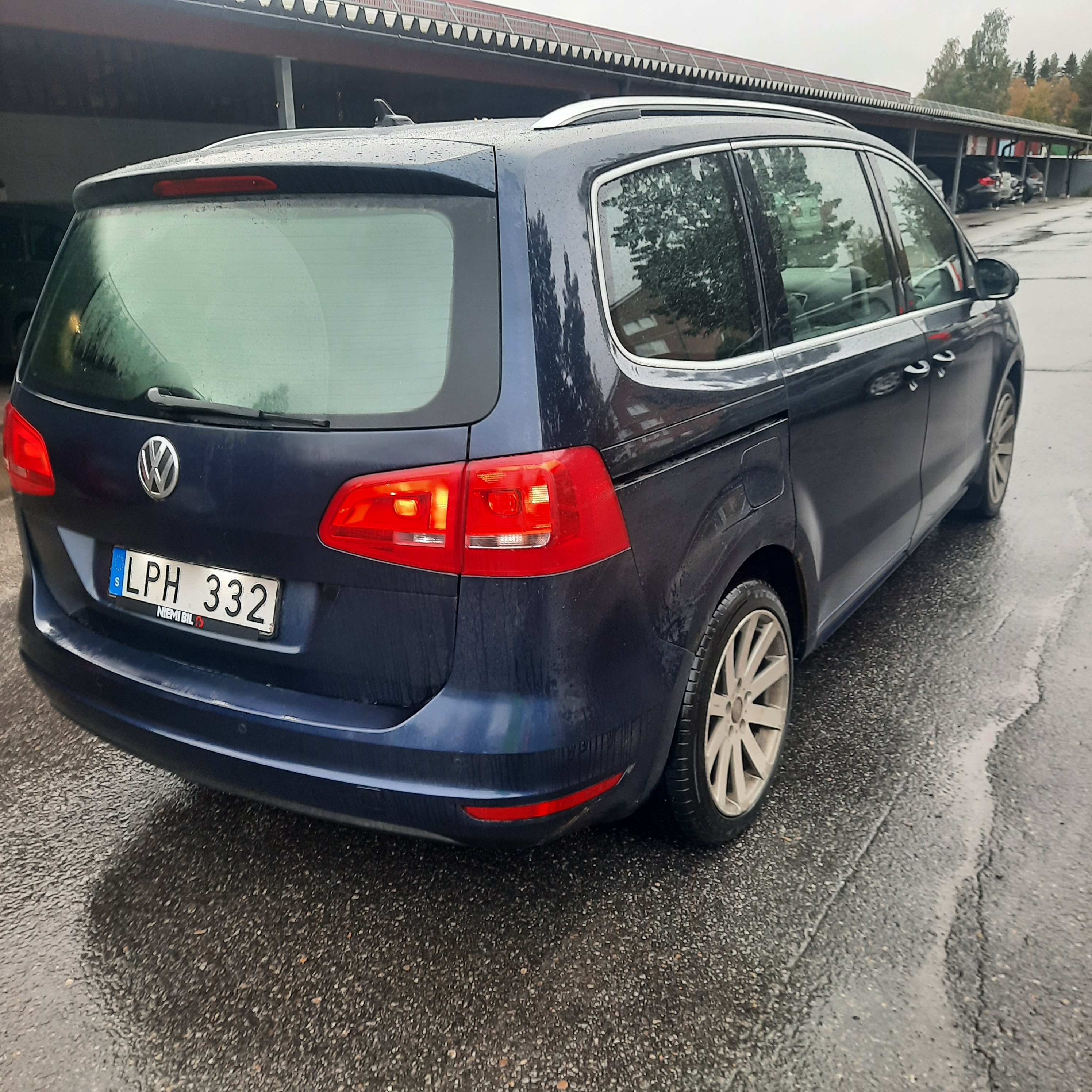 Volkswagen Sharan 2011, bild 7/10