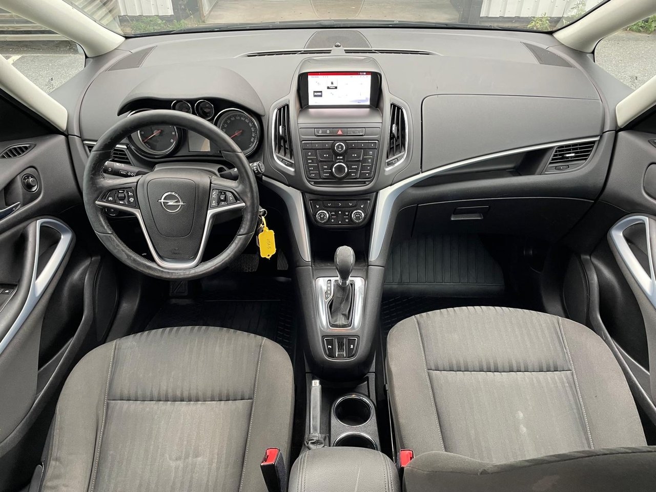 Opel Zafira Tourer 2016, bild 6/10