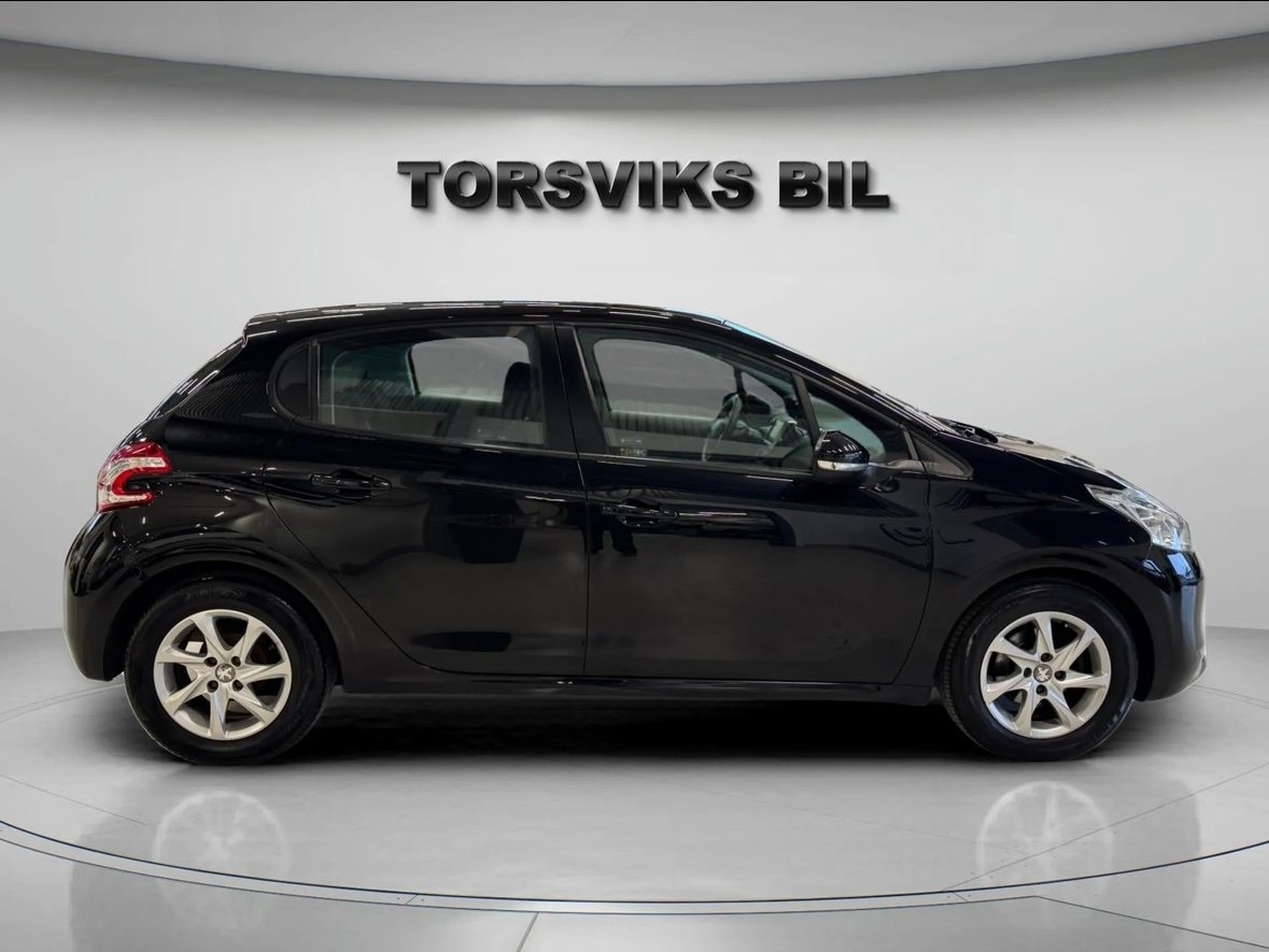 Peugeot 208 5-dörrar 1.2 VTi 82 2012, bild 7/10