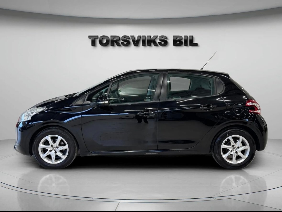 Peugeot 208 5-dörrar 1.2 VTi 82 2012, bild 3/10