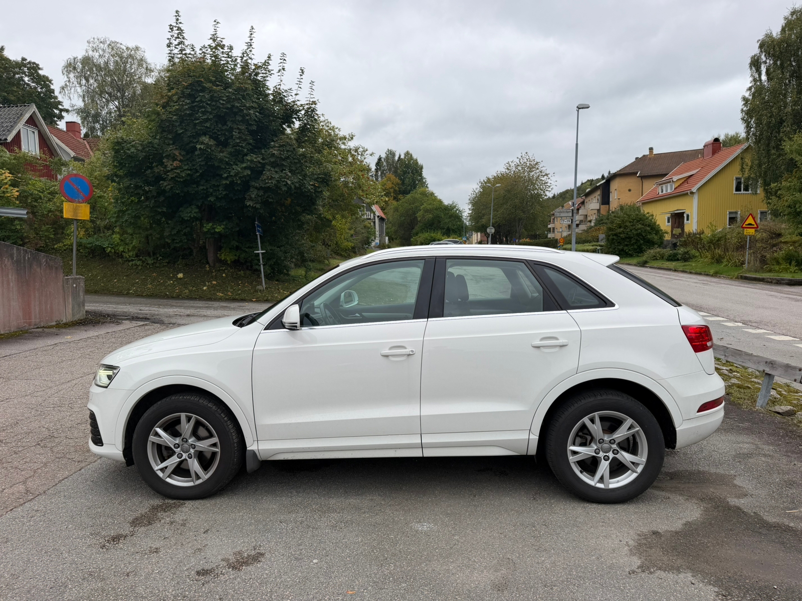 Audi Q3 2.0 TDI quattro S Tronic 2018, bild 2/10
