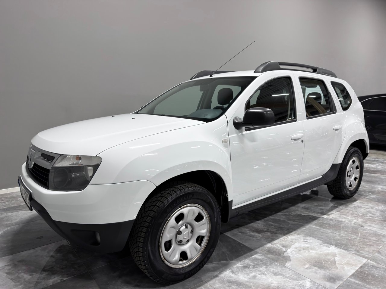 Dacia Duster 2011, kuva 4/10
