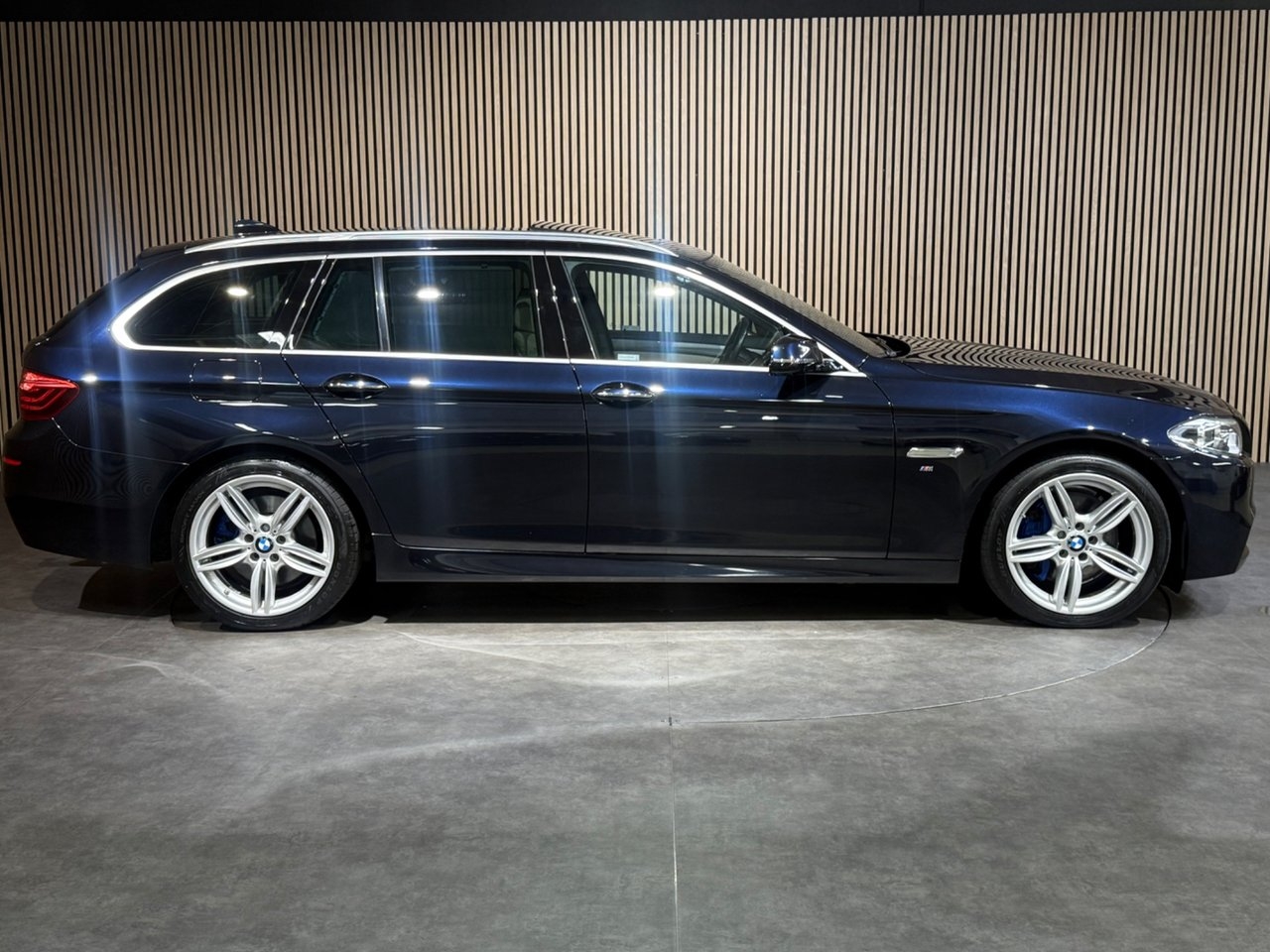BMW 530 2017, bild 3/10