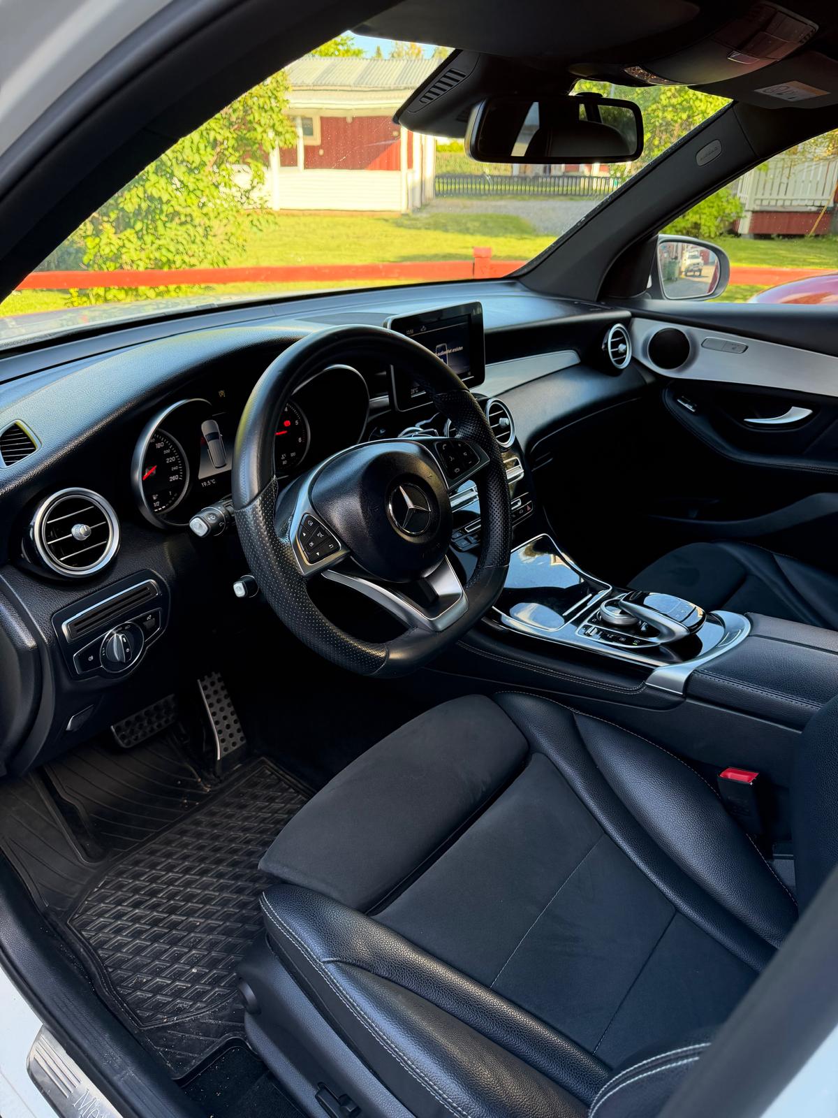 Mercedes-Benz GLC 220 d 4MATIC 9G-Tronic 2018, bild 7/9