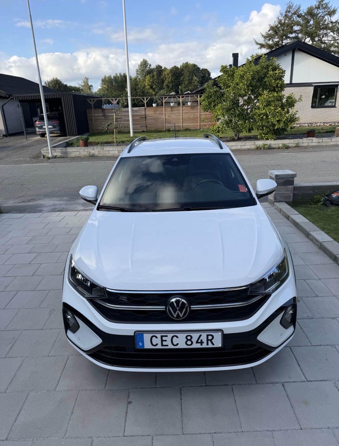 Volkswagen Taigo 2022, bild 2/3