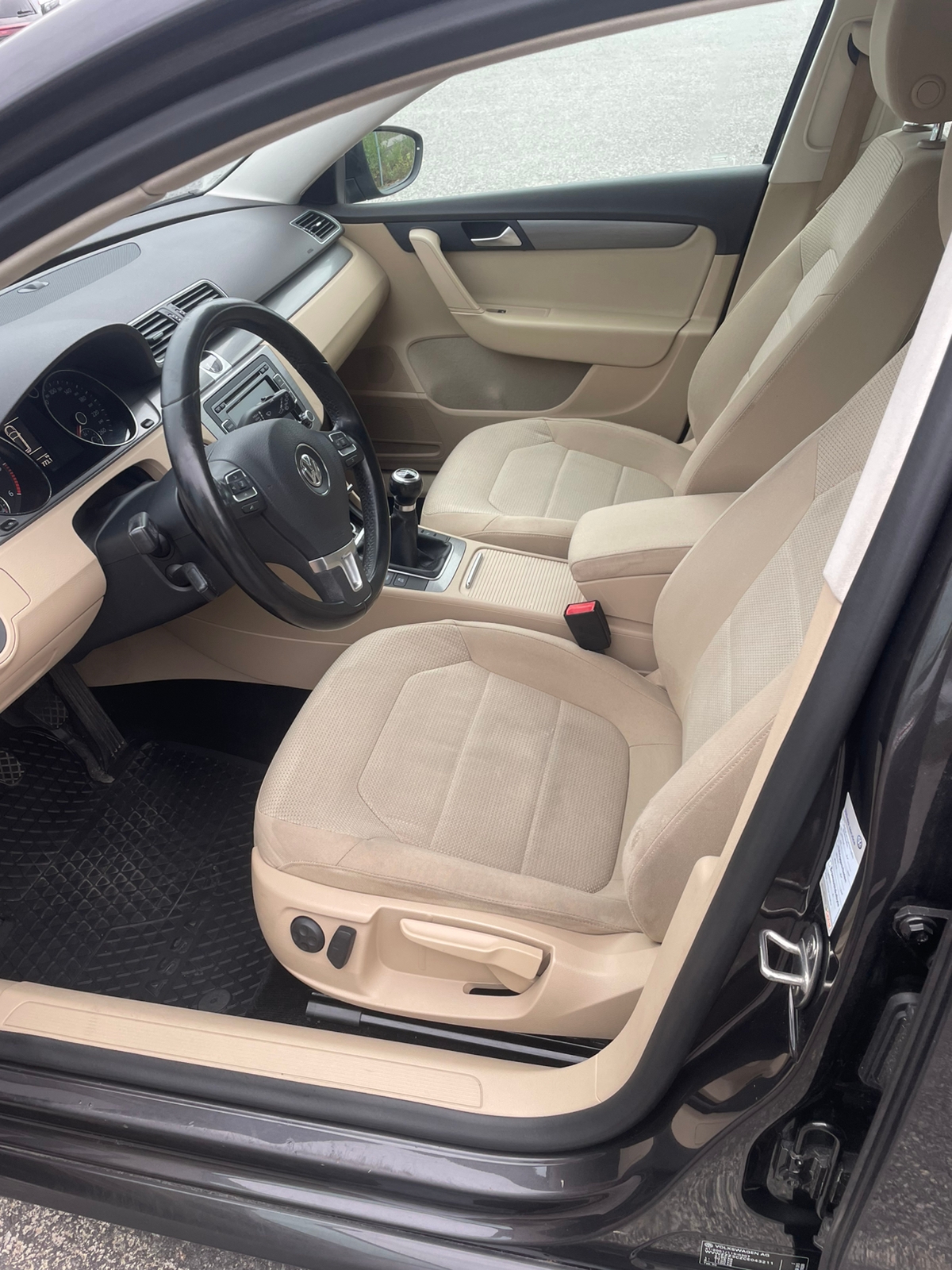 Volkswagen Passat 2012, bild 5/11