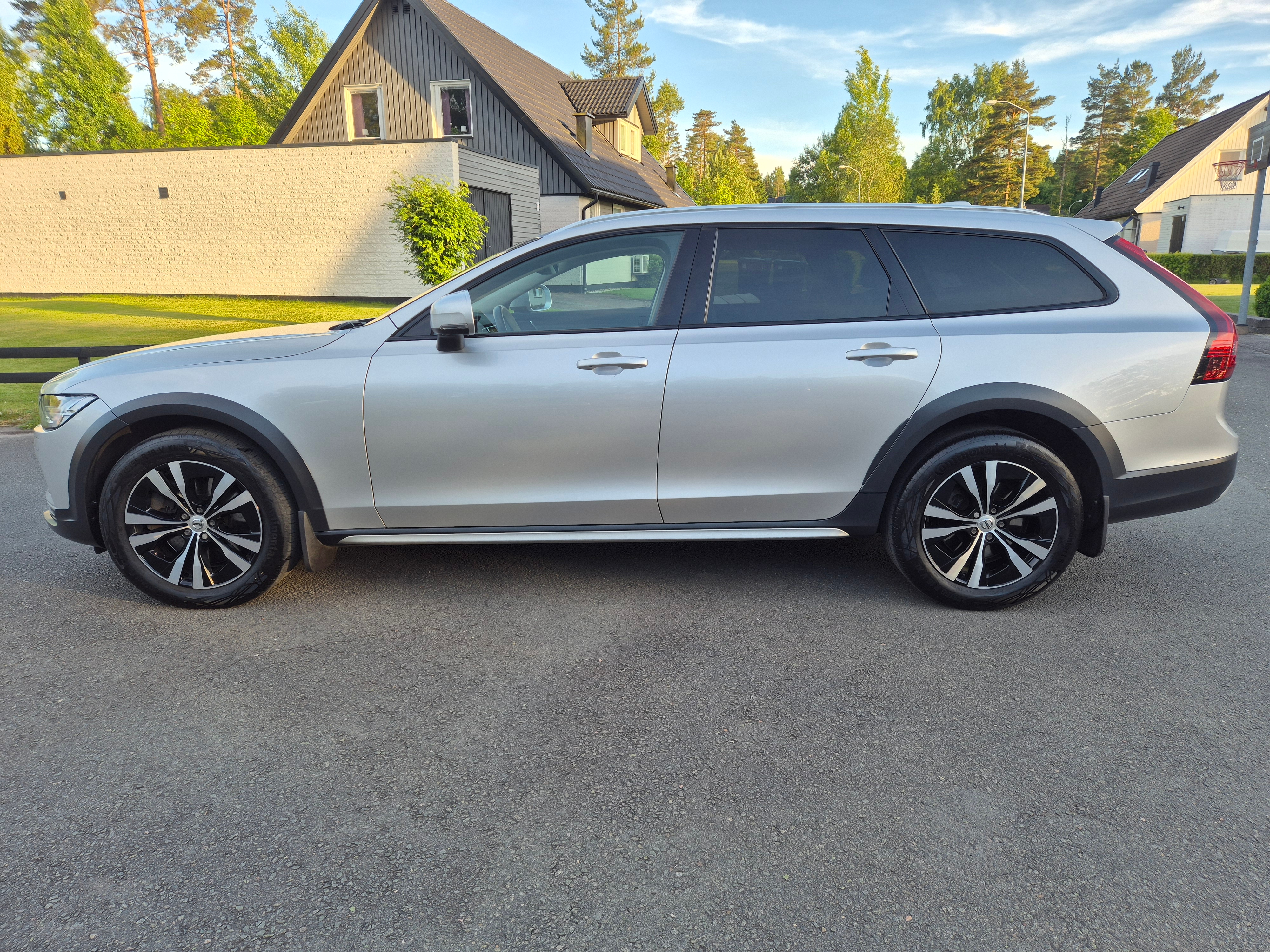 Volvo V90 Cross Country 2021, bild 3/8