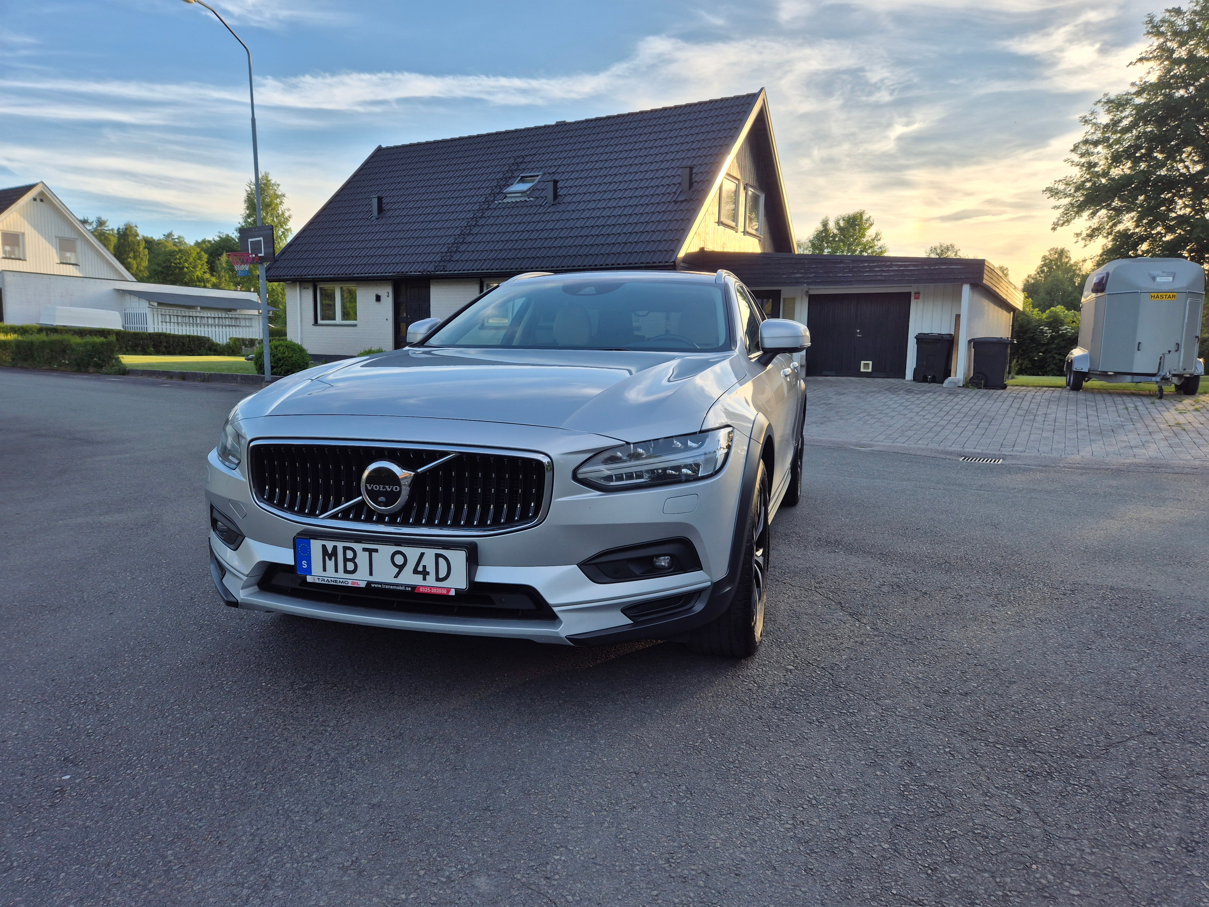 Volvo V90 Cross Country