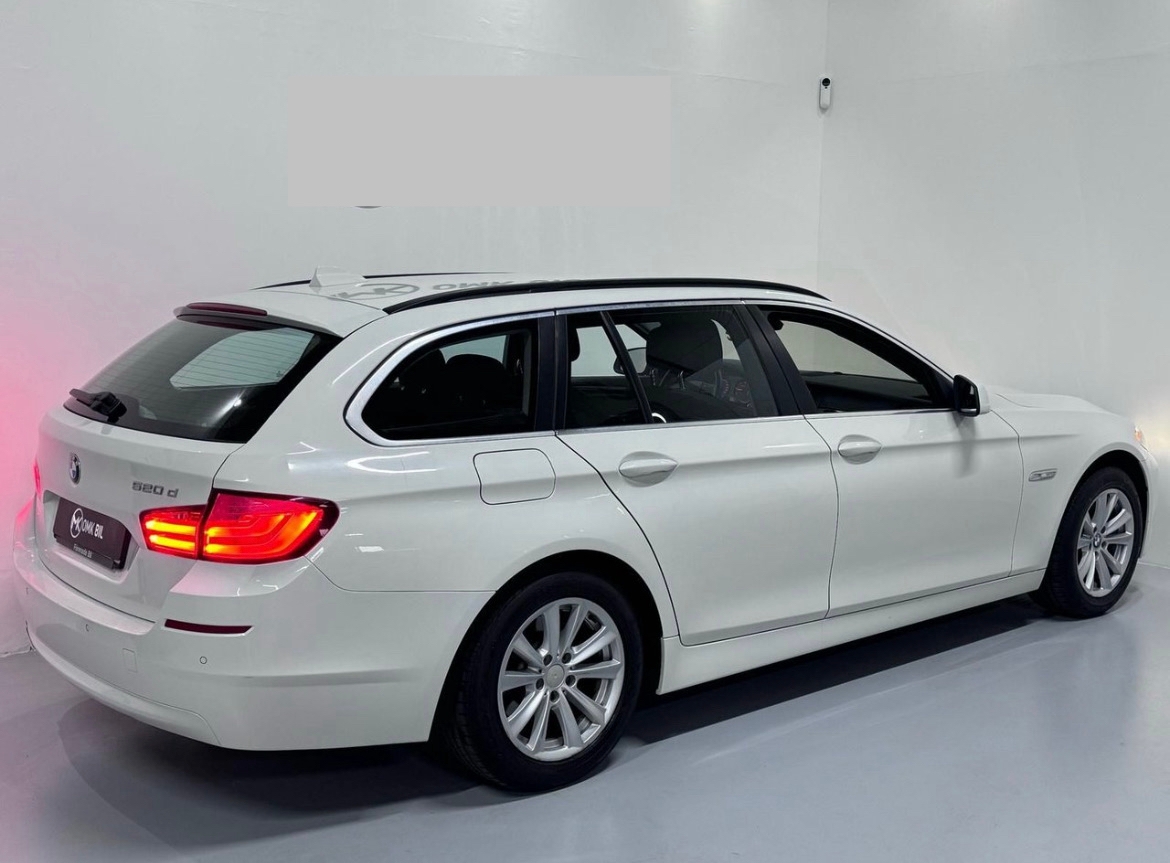 BMW 520 d Touring Manuell 2011, bild 2/5